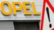 Дорожный знак ''Внимание'' и надпись Opel Дорожный знак ''Внимание'' и надпись Opel