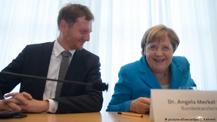 Deutschland Bundeskanzlerin Merkel und Michael Kretschmer