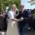 Карин Кнайсль танцует с Владимиром Путиным на своей свадьбе 18 августа 2018 года