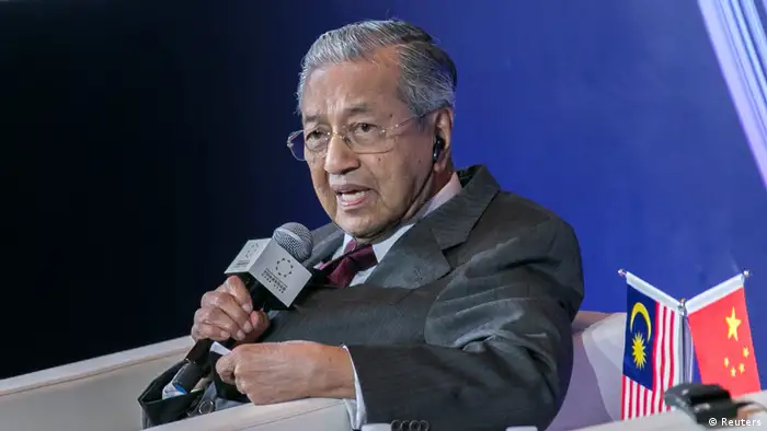 Mahathir Mohamad besucht China