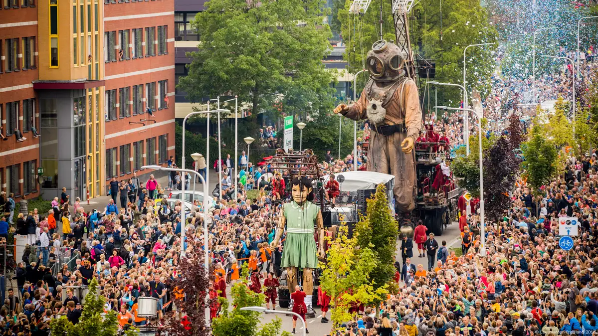 The Final Appearance of the Giant Puppets of Royal de Luxe - The