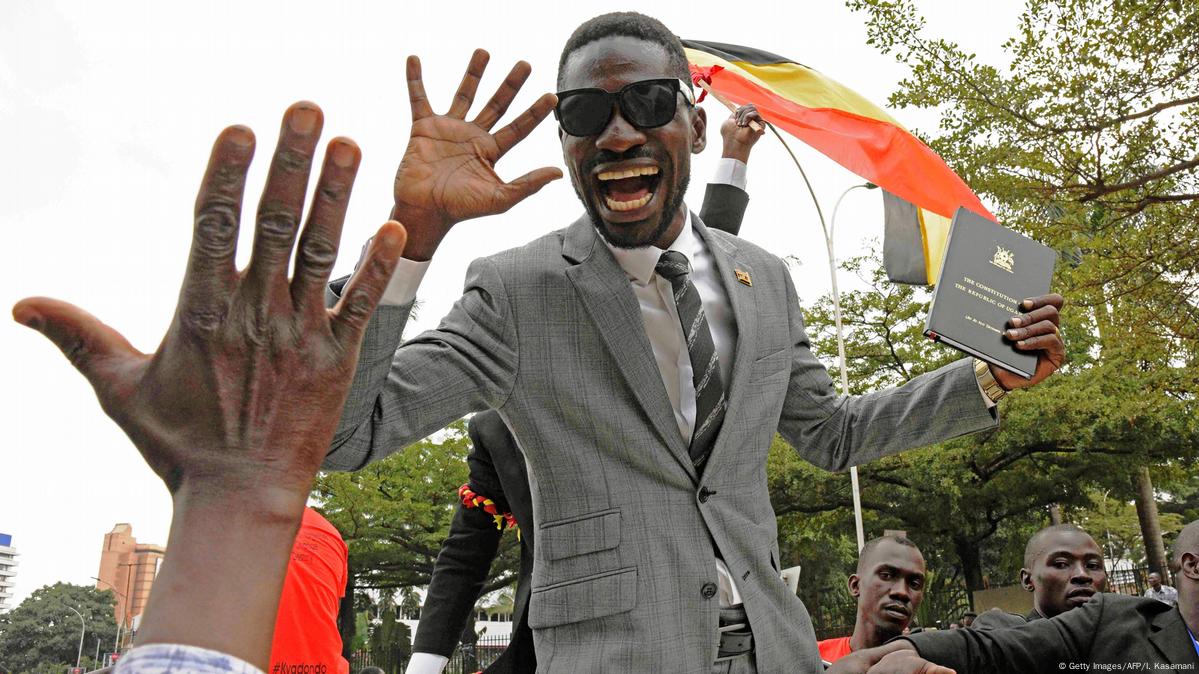 Uganda's Bobi Wine Flies Abroad For Treatment – DW – 09/01/2018