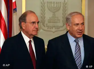 美国中东问题特使乔治·米切尔与以色列总理内塔尼亚胡