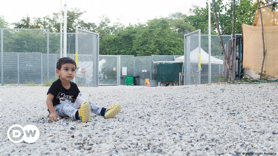 Australia to remove all children Nauru detention camp | News | DW 01.11.2018