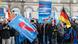 Apoiadores do partido populista de direita Alternativa para a Alemanha (AfD) em manifestação em Hamburgo, em 2015 Apoiadores do partido populista de direita Alternativa para a Alemanha (AfD) em manifestação em Hamburgo, em 2015