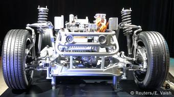 Schweden, Stockholm: Erstes Elektroauto EQC