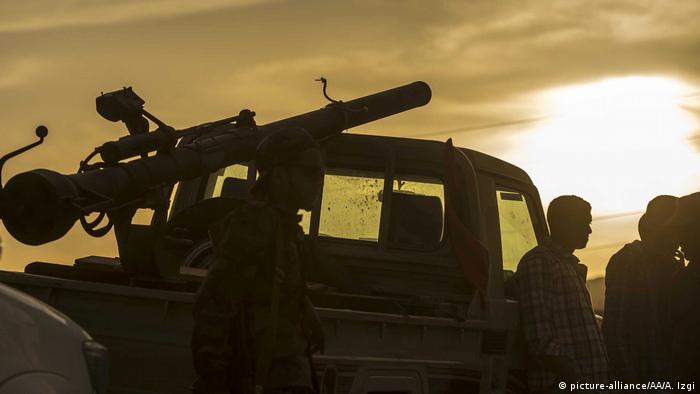 Au-delà des mercenaires et des soldats étrangers, de nombreuses milices opèrent en Libye