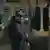 Снимки подозреваемых на вокзале в Солсбери  в день покушения на Скрипалей, 4 марта 2018 года