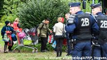 У Франції ліквідували табір мігрантів біля Дюнкерка