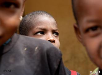 Crianças africanas: uma luta diária