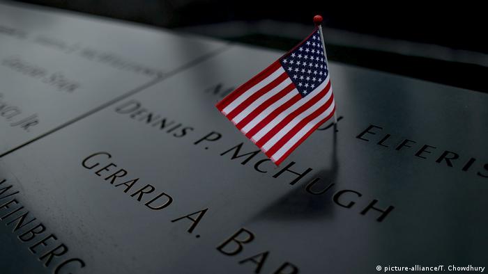 USA, New York: Jahrestag der Anschläge vom 11. September (picture-alliance/T. Chowdhury)