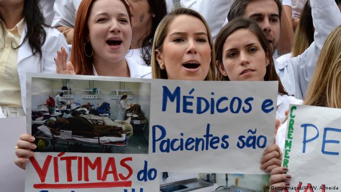 Brasilien, Rio de Janeiro: Medizinische Angestellte protestieren gegen Arbeitsbedingungen