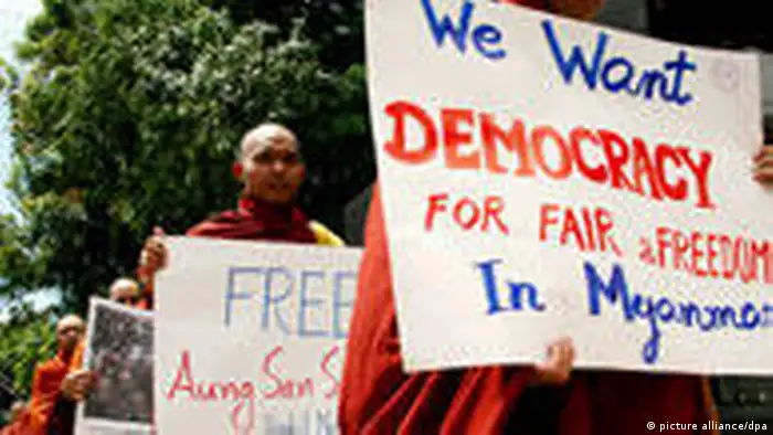 Myanmar Burma Aung San Suu Kyi (picture alliance/dpa)