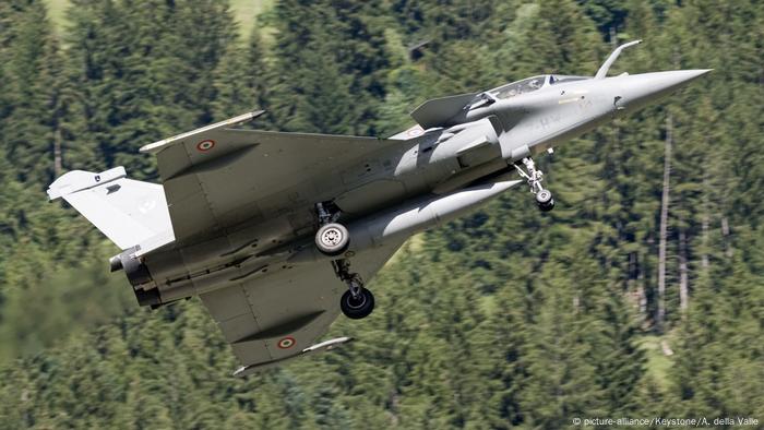 Rafale Controversy What You Need To Know About India S Fighter Jet Deal With France Asia An In Depth Look At News From Across The Continent Dw 13 02 19