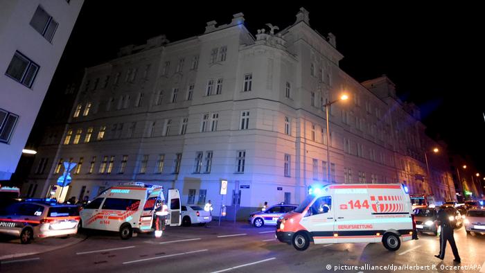 Austria Six Men Attempt Suicide In Face Of Deportation News Dw 15 09 2018