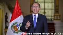 Vizcarra acepta renuncia el ministro del Interior tras fuga de exjuez