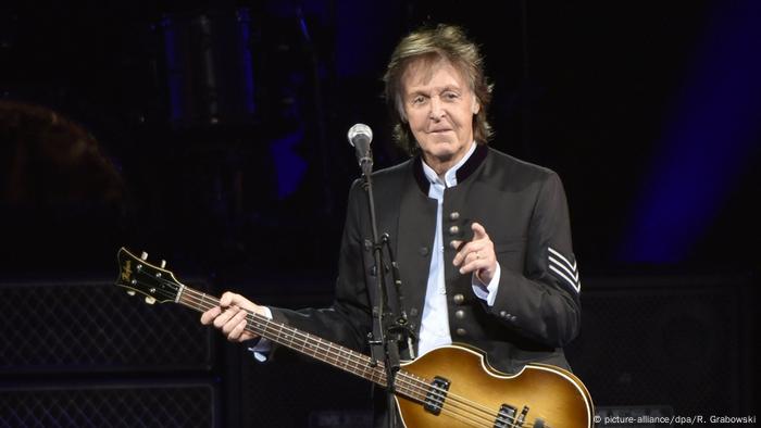 Paul McCartney britischer Musiker (picture-alliance/dpa/R. Grabowski)