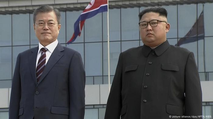 North And South Korea Restore Emergency Hotline News Dw 27 07 2021
