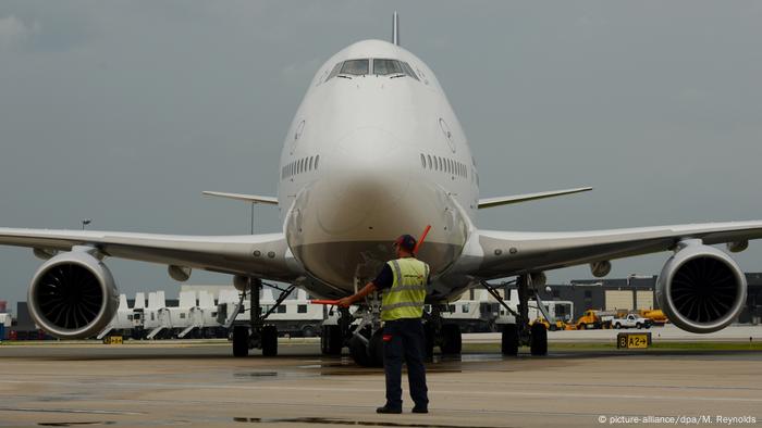 A Boeing 747-8 