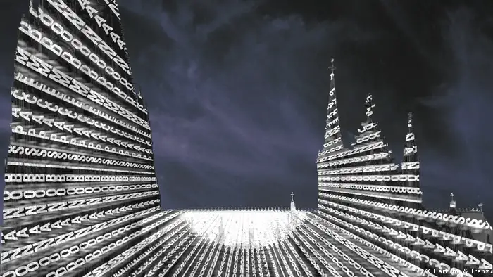 Juego de luces en la catedral de Colonia.