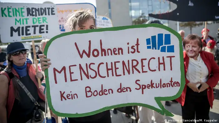 Deutschland Berlin Wohngipfel im Kanzleramt Proteste