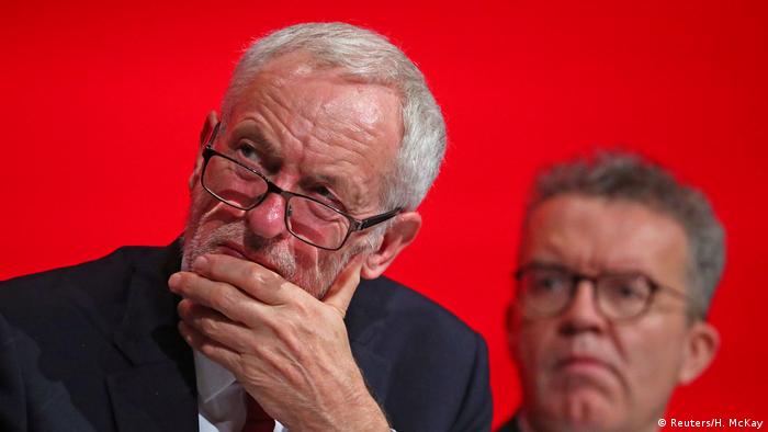 Liverpool Labour-Chef Jeremy Corbyn auf Parteitag (Reuters/H. McKay)