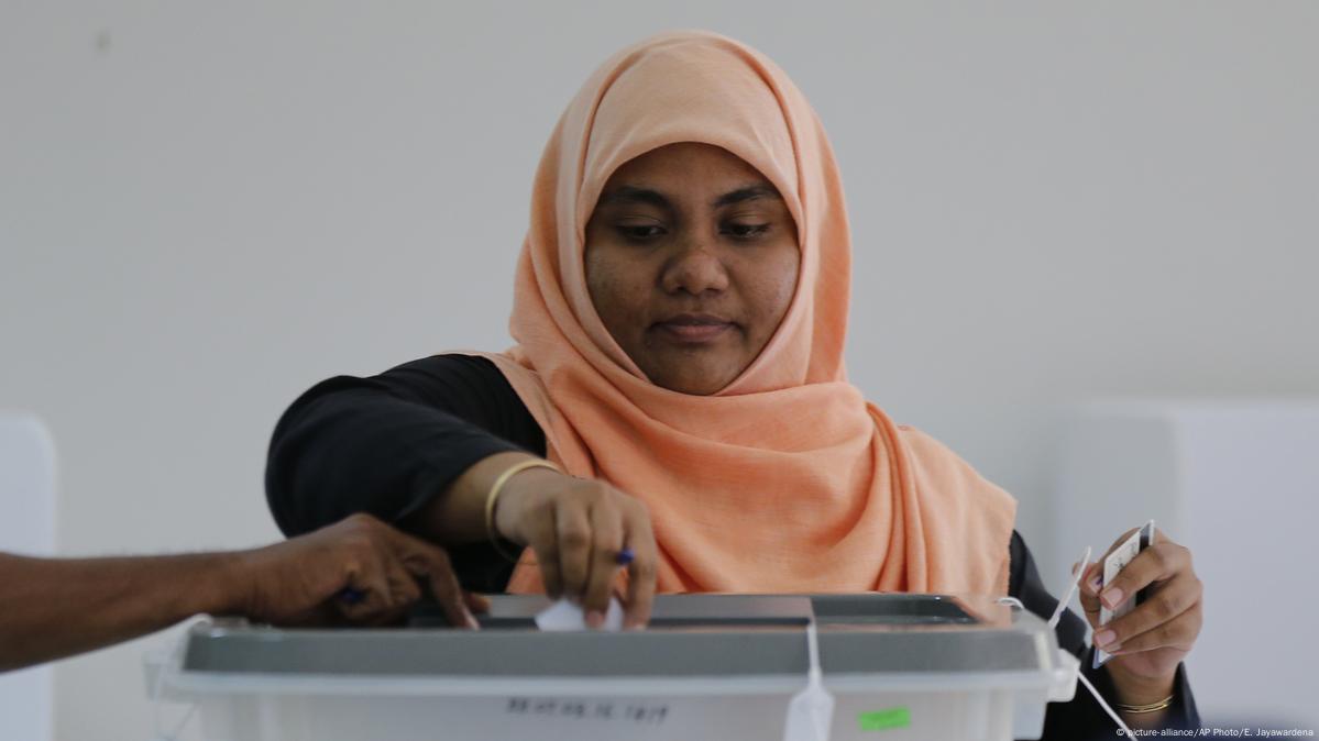 Maldives Presidential Election Sees Strong Turnout – DW – 09/23/2018