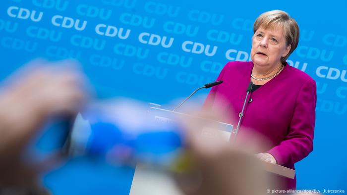 Deutschland Angela Merkel, Bundeskanzlerin | PK zu Maaßen (picture-alliance/dpa/B.v. Jutrczenka)