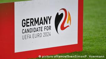 Німеччина вперше прийматиме Чемпіонат Європи з футболу як об'єднана країна