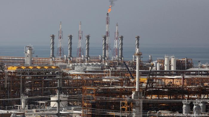  Gaspipeline im Med. Meer (picture-alliance/AP Photo/V. Salemi)