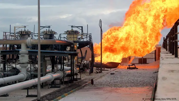 Gaspipeline im Med. Meer (picture-alliance/dpa/EPA/STR. )