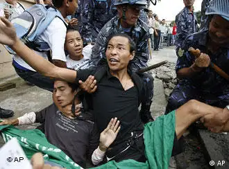 尼泊尔藏人在加德满都联合国机构前示威（2009.8）