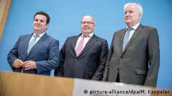 Pressekonferenz Zuwanderungsgesetz Deutschland Seehofer Altmaier Heil