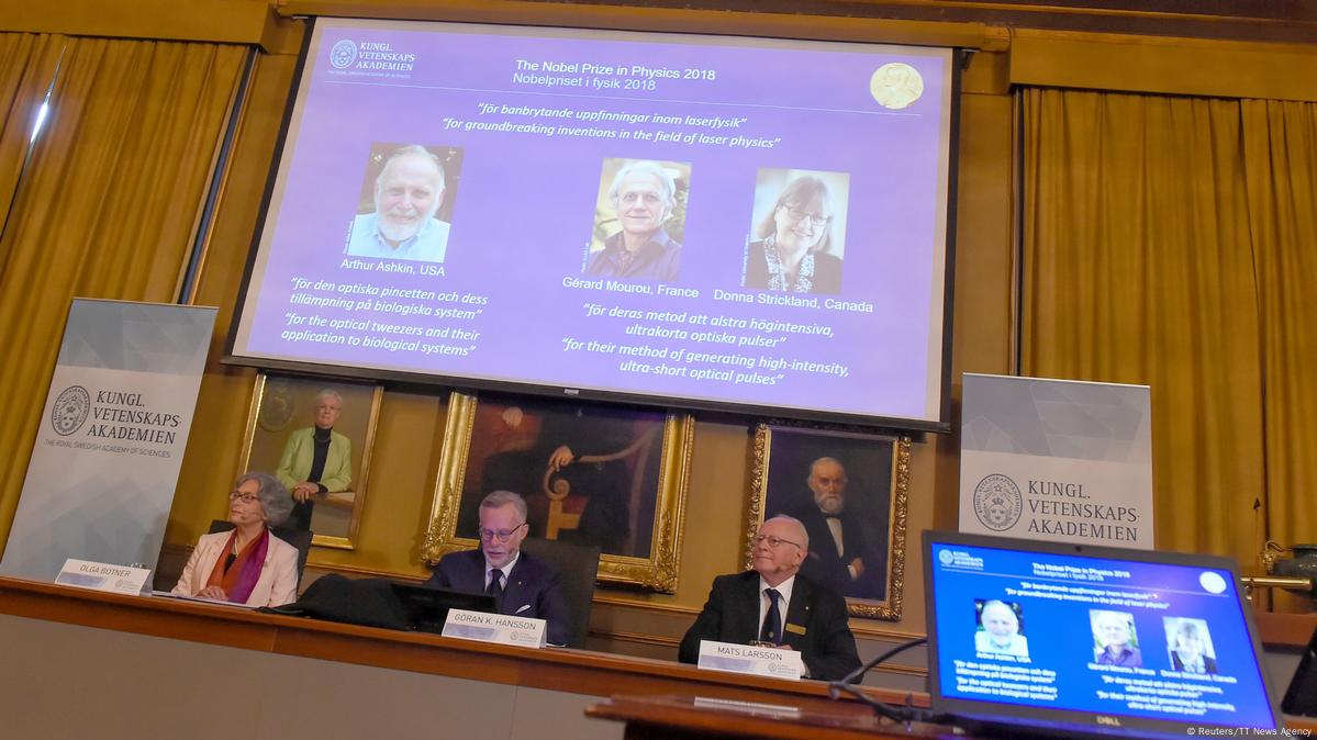 Laser Trio Win Nobel Prize In Physics Dw