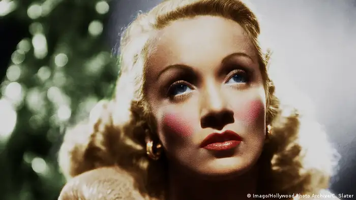 Porträt von Marlene Dietrich (Koloriert) (Imago/Hollywood Photo Archive/C. Slater)