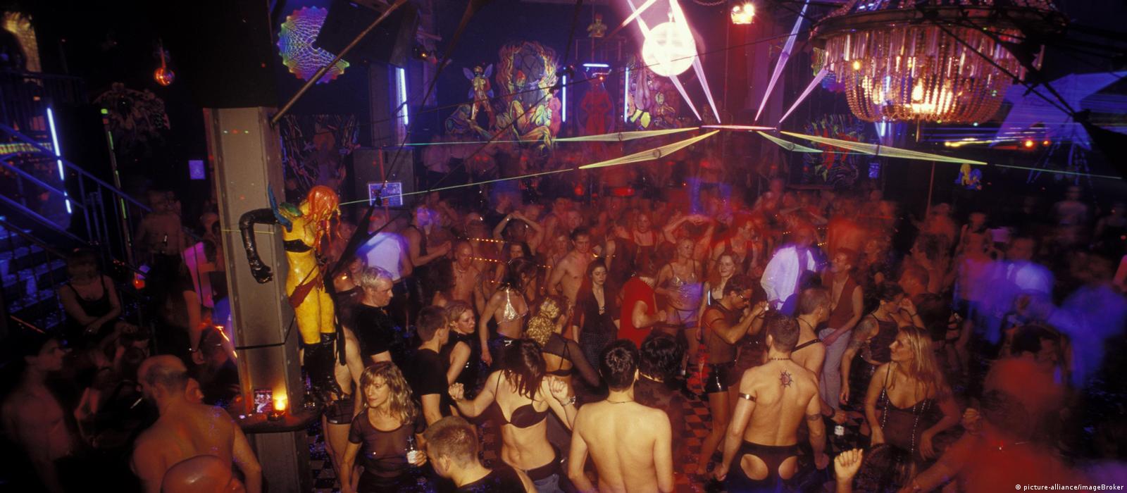 Infamous Berlin sex club faces closure – DW