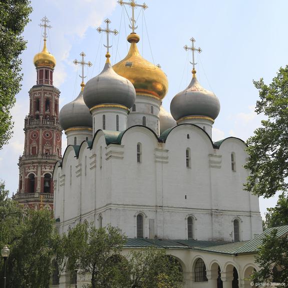 Можно ли строить дом рядом с церковью