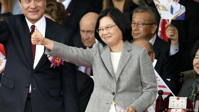 China Droht Taiwan Mit Gewaltsamer Wiedervereinigung Aktuell Asien Dw 02 01 2019