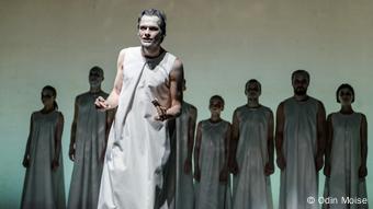 Theaterstück Niederungen Andrei Grigore Sava