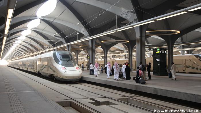 Saudi-Arabien Eröffnung Hochgeschwindigkeitsstrecke zwischen Medina & Mekka (Getty Images/AFP/B. Aldandani)
