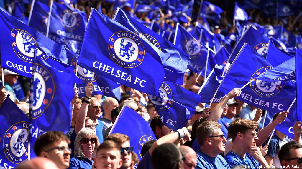 Chelsea FC considers Auschwitz lesson for racist fans | News | DW | 11.10.2018
