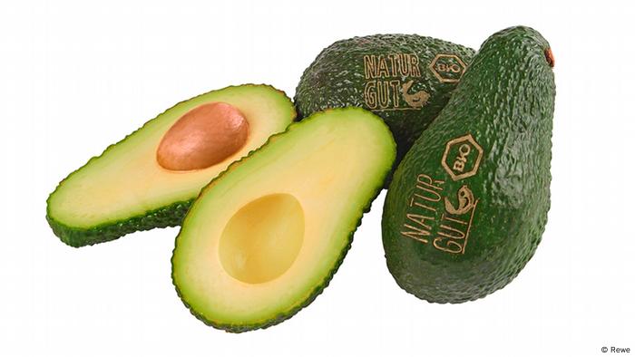 Rewe tätowierte Bio-Avocados (Rewe)