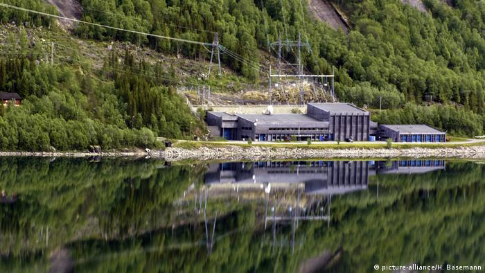 Norwegen Wasserkraftwerk am Kobbvatnet