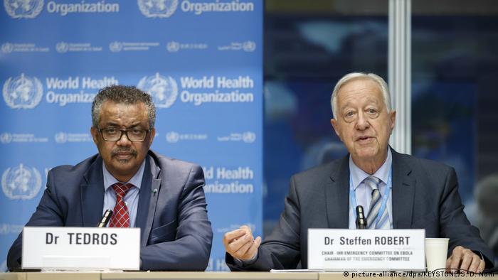 Der WHO-Generaldirektor (l.) Tedros Adhanom Ghebreyesus mit dem Experten Robert Steffen