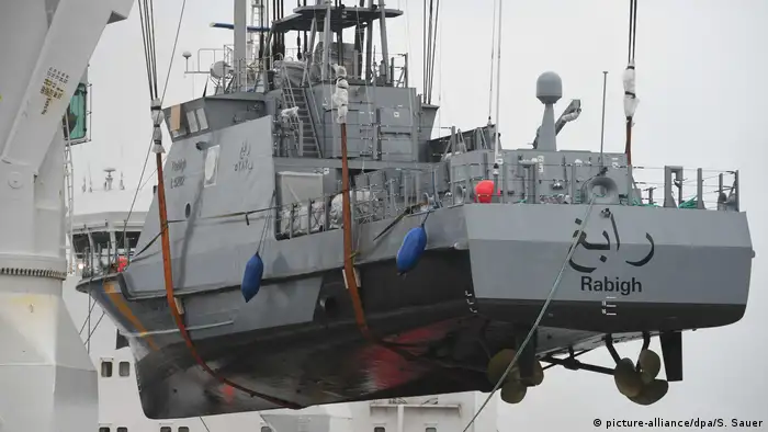 Deutschland Hafen von Mukran | Küstenschutzboot für Saudi-Arabien
