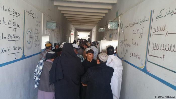 Afghanistan Parlamentswahl | Wahllokal in Zabul (DW/E. Mahdavi)