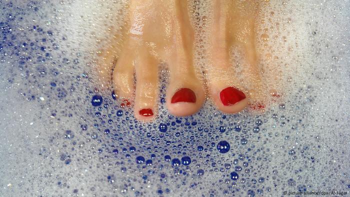 Foot bath