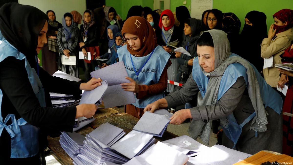 Afghans Return To Vote In Violence Marred Election Dw 10212018 8209