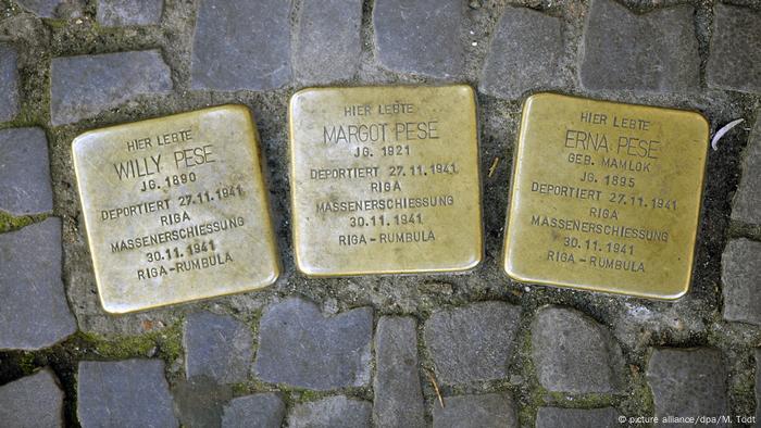 NS-Gedenken l Künstler Gunter Demnig verlegt 70.000. Stolperstein
