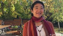 Sayaka Funada-Classen ist eine japanische Akademikerin, die sich in den vergangenen Jahren intensiv mit der Entwicklungszusammenarbeit zwischen Mosambik und Japan beschäftigt hat, darunter vor allem mit dem Projekt ProSavana. Die Aufnahme entstand auf dem Herbstseminar des Koordinierungskreises Mosambik (KKM) in Berlin. Foto: Johannes Beck / DW